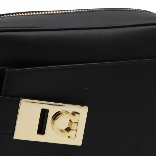 BLACK LEATHER GANCINI CROSSBODY BAG