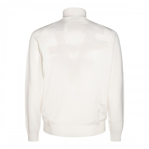 WHITE WOOL KNITWEAR