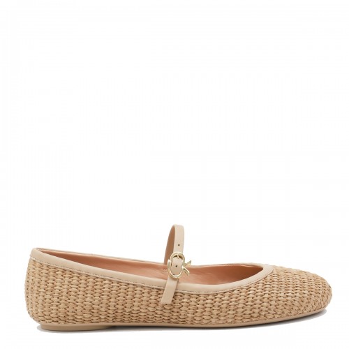 BEIGE FLATS