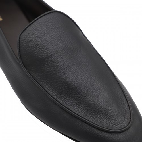 BLACK LEATHER LOAFERS