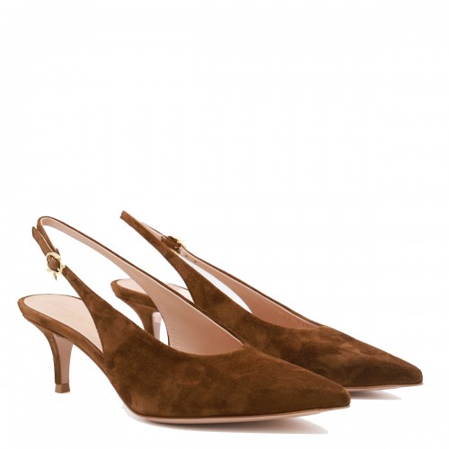 BROWN PUMPS