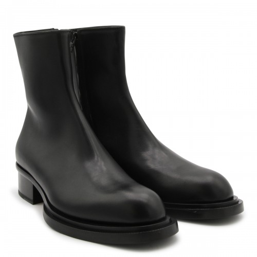 BLACK LEATHER STACK BOOTS  2