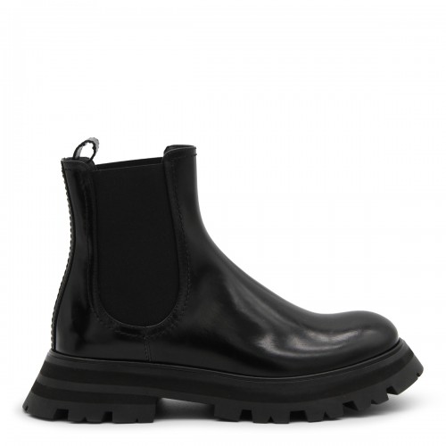 BLACK LEATHER CHELSEA BOOTS