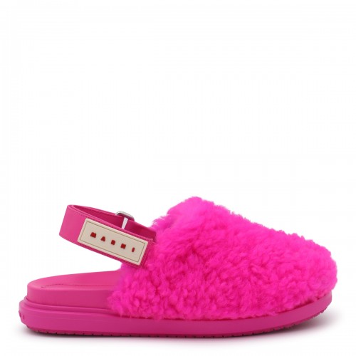 PINK CANVAS FLATS