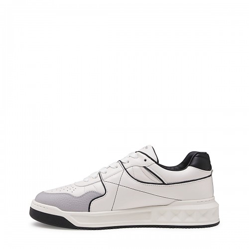 GREY AND WHITE LEATHER SNEAKERS