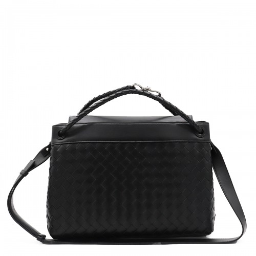 BLACK LEATHER CROSSBODY BAG