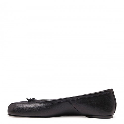 BLACK LEATHER FLATS