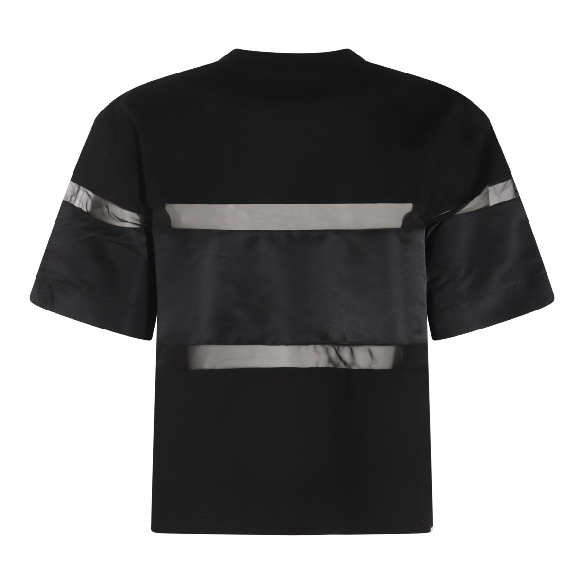 BLACK T-SHIRT