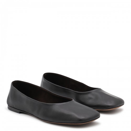 BLACK LEATHER FLATS