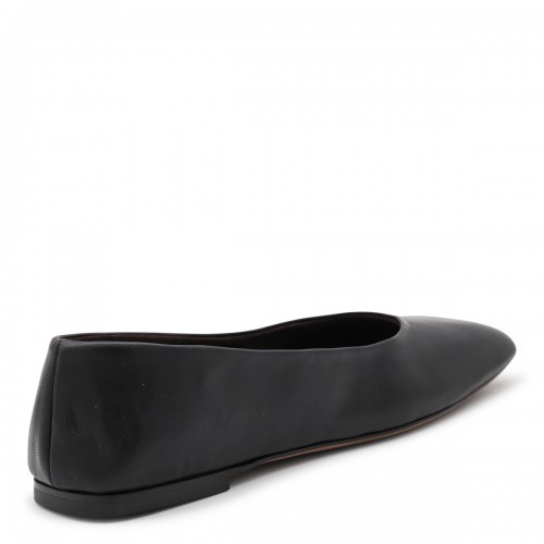 BLACK LEATHER FLATS