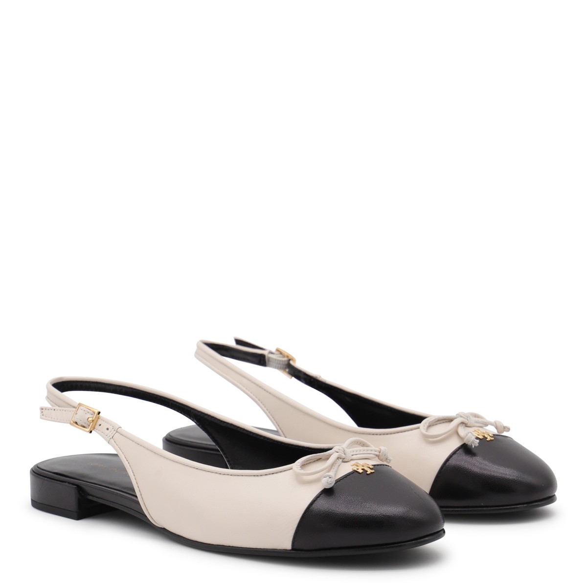 WHITE AND BLACK FLATS