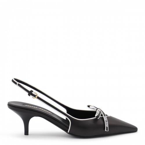 BLACK LEATHER PUMPS