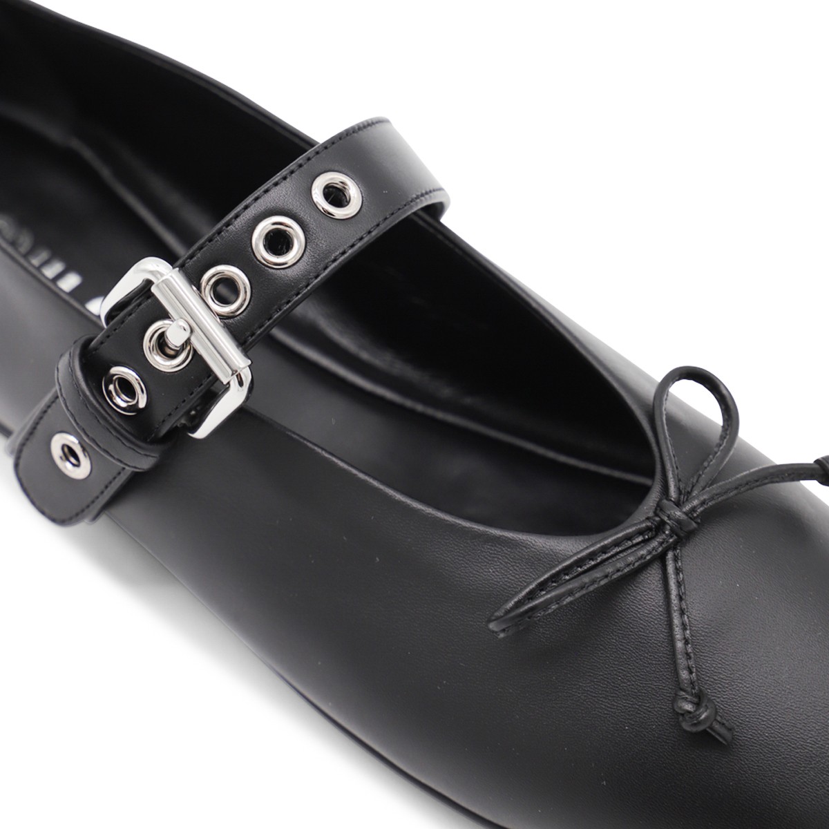 BLACK LEATHER FLATS