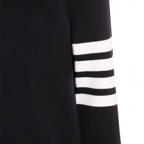 NAVY WOOL KNITWEAR
