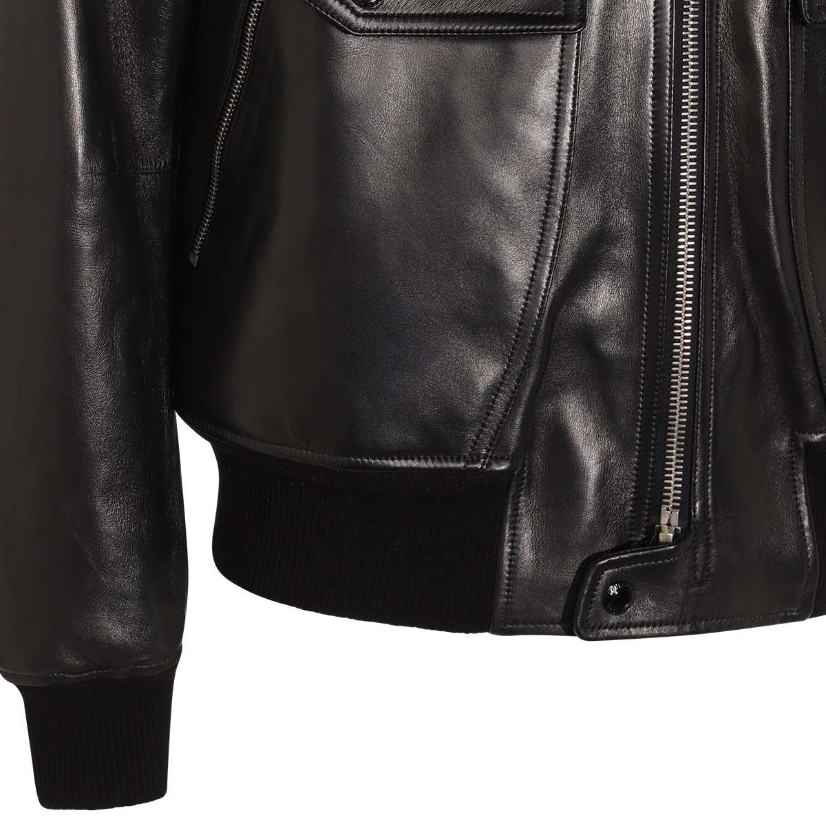 BLACK LEATHER JACKET