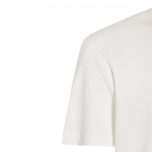 WHITE T-SHIRT