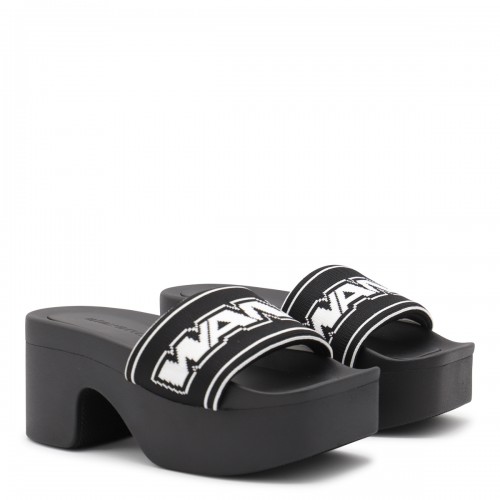 BLACK SANDALS