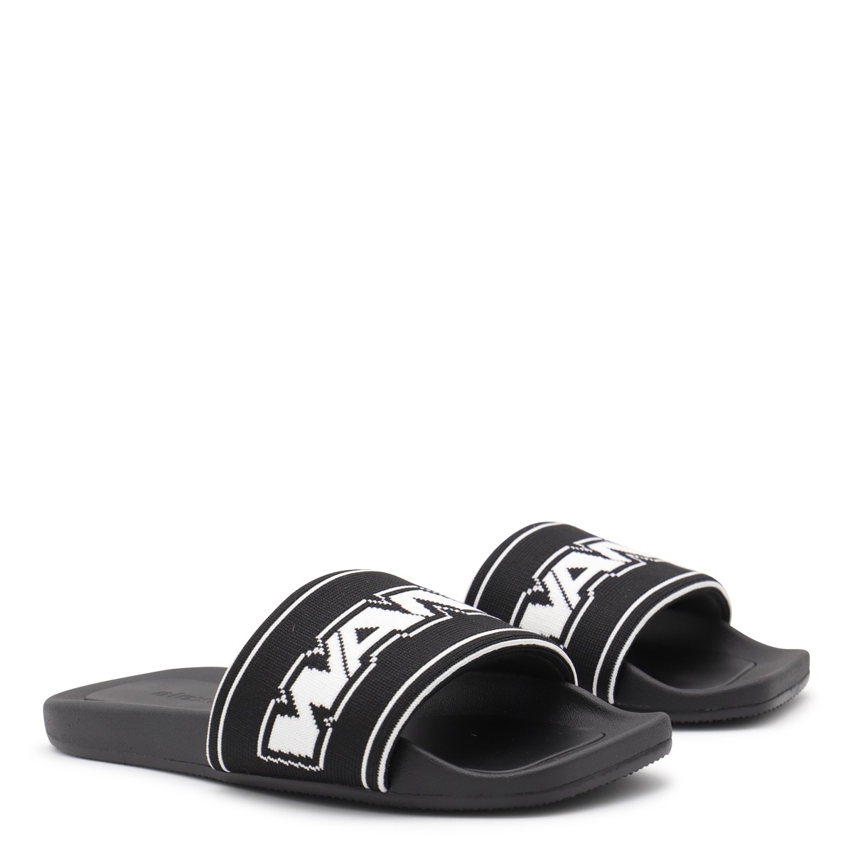 BLACK FLATS BLACK FLATS