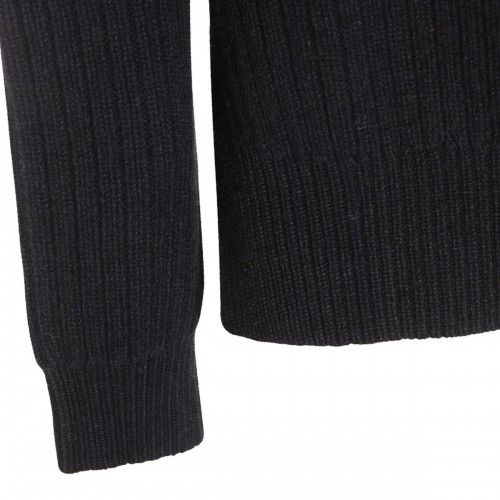 BLACK WOOL KNITWEAR