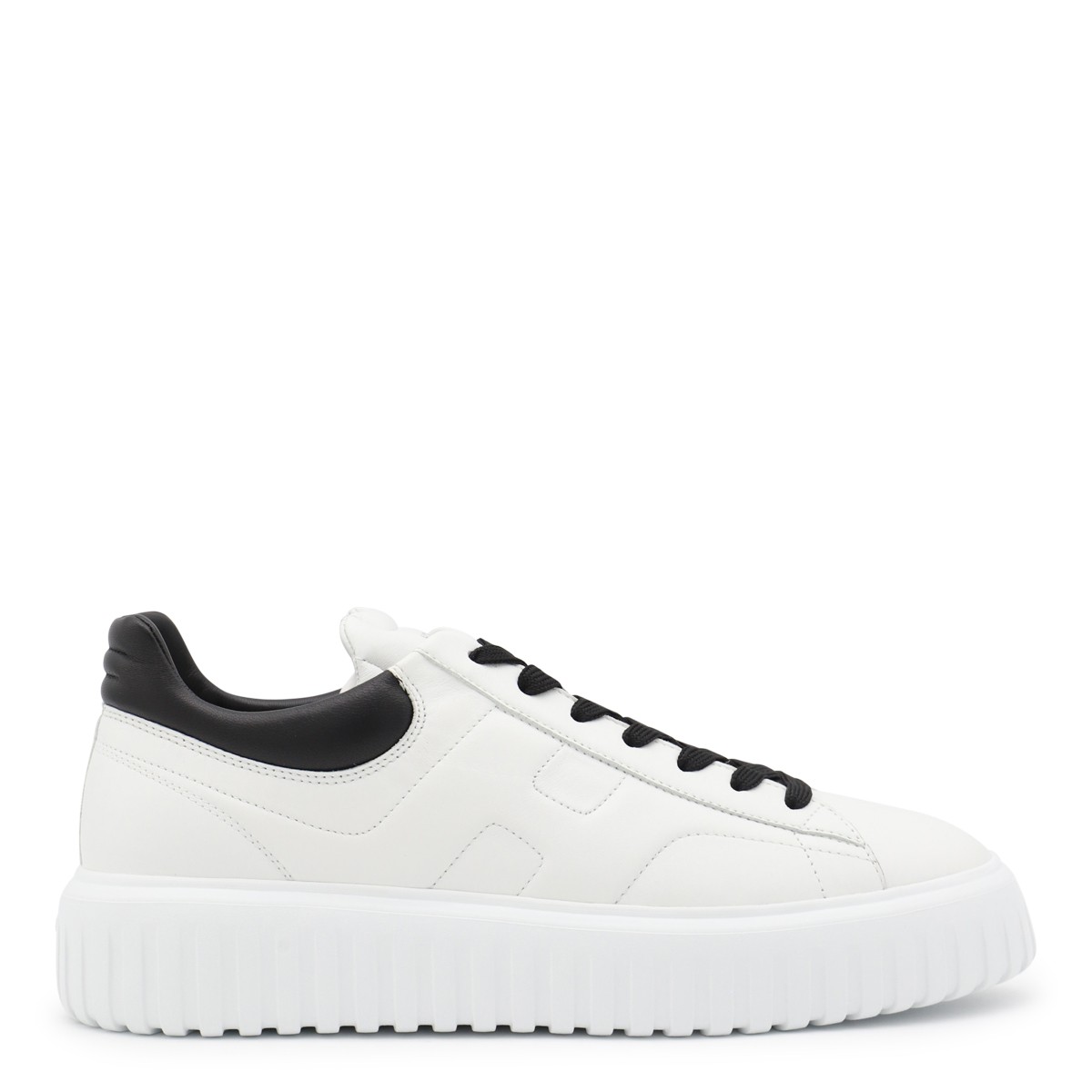 WHITE AND BLACK LEATHER SNEAKERS