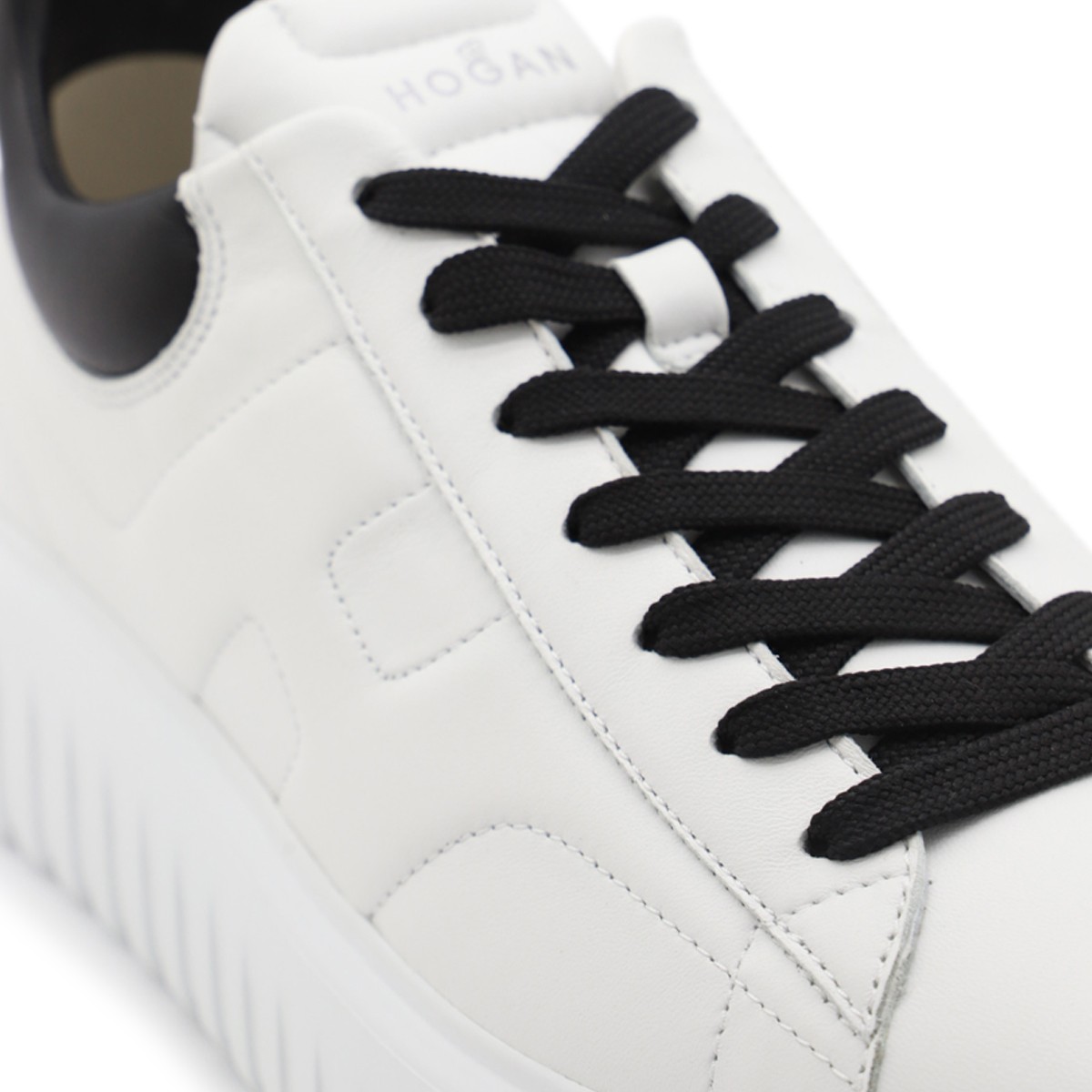 WHITE AND BLACK LEATHER SNEAKERS WHITE AND BLACK LEATHER SNEAKERS