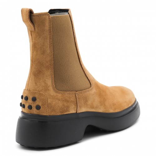 BROWN LEATHER BOOTS