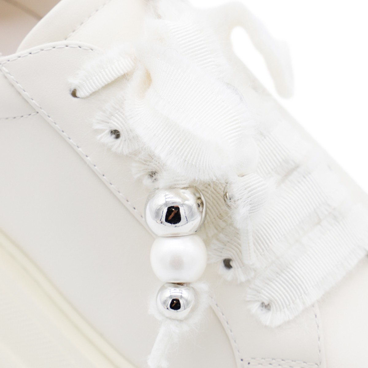 MILK LEATHER NEXUS SNEAKERS