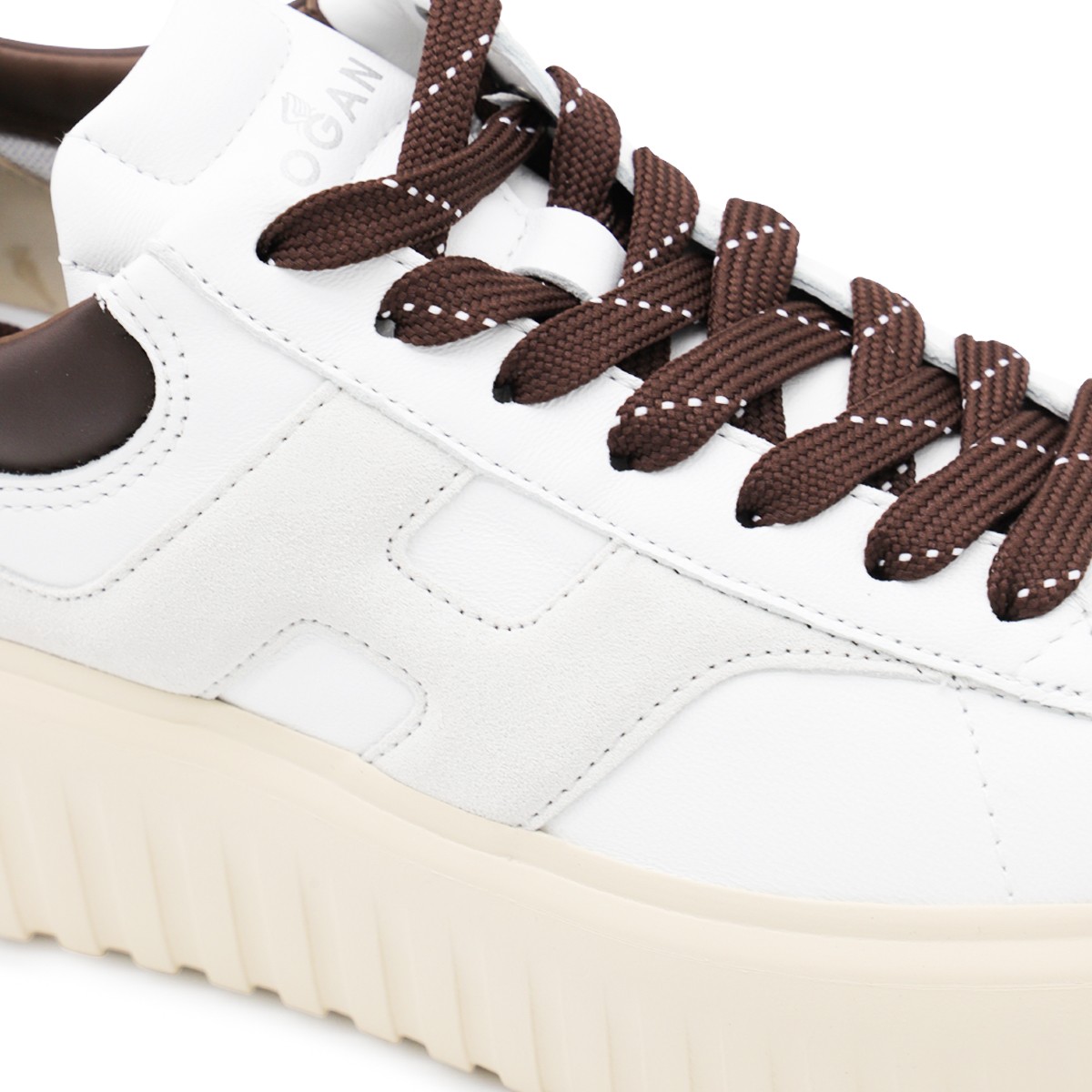 WHITE AND BROWN LEATHER SNEAKERS