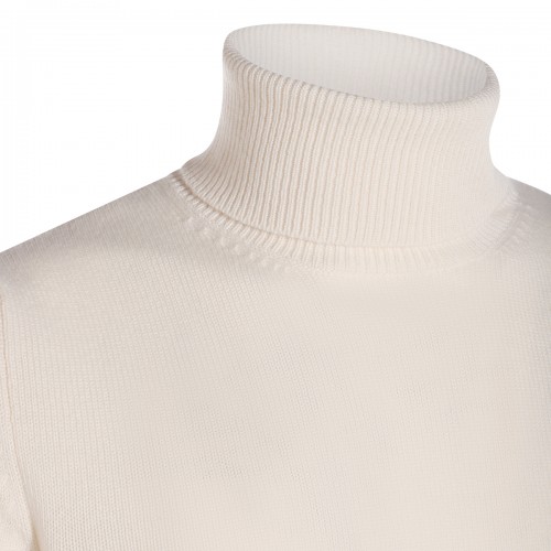 BLACK CASHMERE KNITWEAR