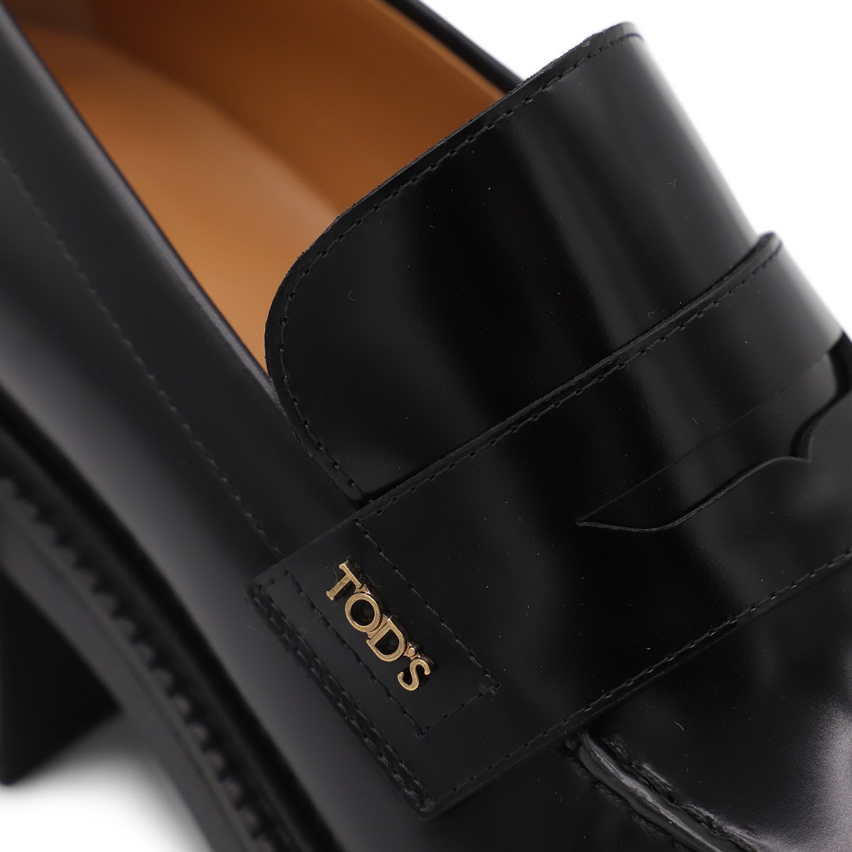 BLACK LEATHER LOAFERS