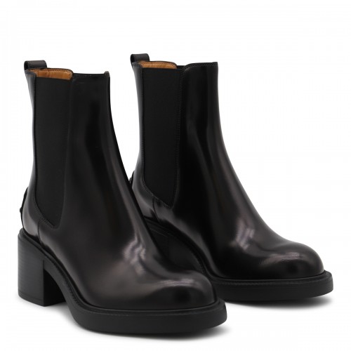 BLACK LEATHER BOOTS