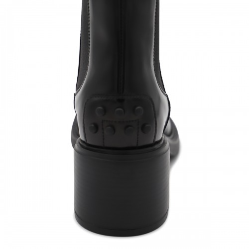 BLACK LEATHER BOOTS