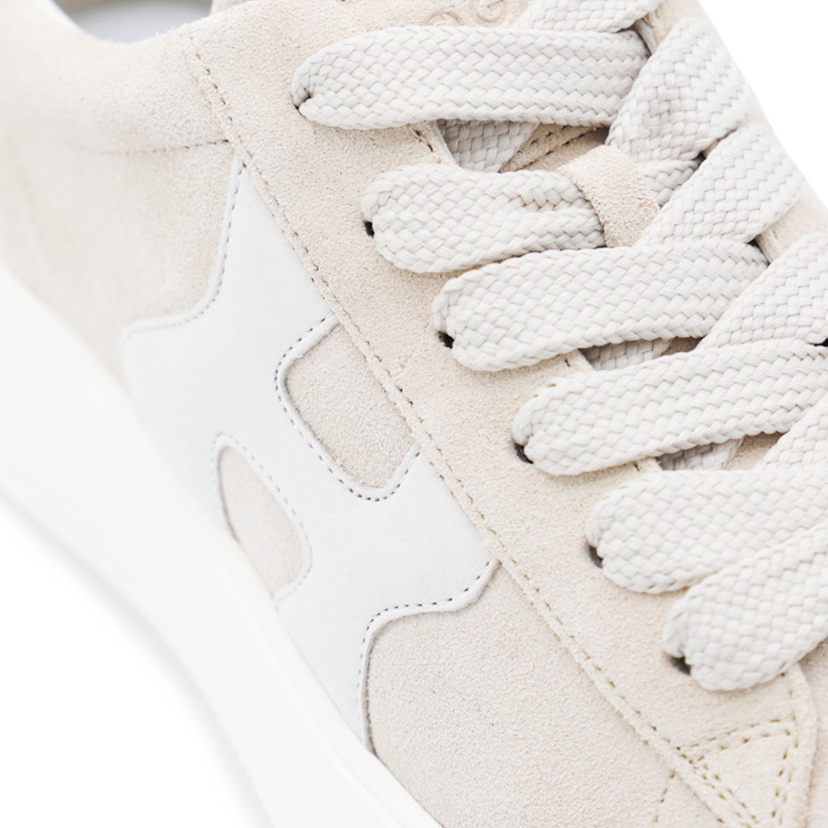 BEIGE LEATHER SNEAKERS