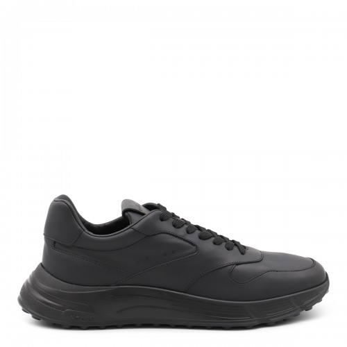 BLACK LEATHER SNEAKERS