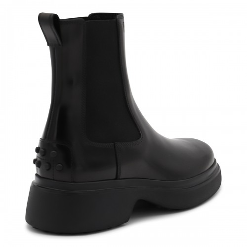 BLACK LEATHER BOOTS