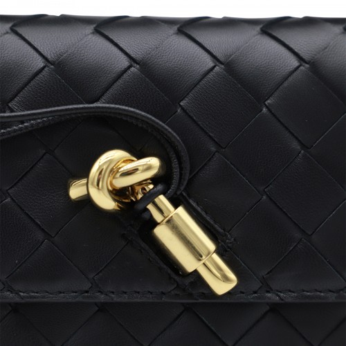 BLACK LEATHER ANDIAMO CLUTCH