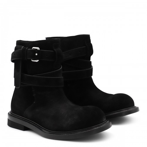 BLACK LEATHER BOOTS
