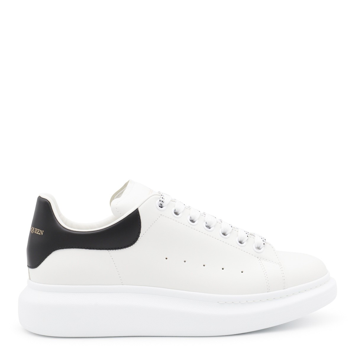 WHITE AND BLACK LEATHER SNEAKERS