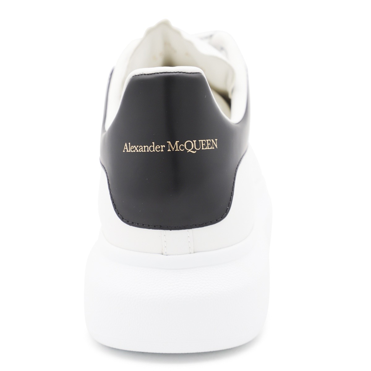 WHITE AND BLACK LEATHER SNEAKERS