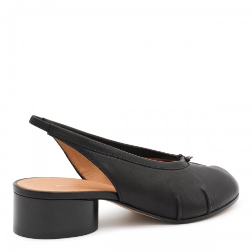 BLACK LEATHER PUMPS