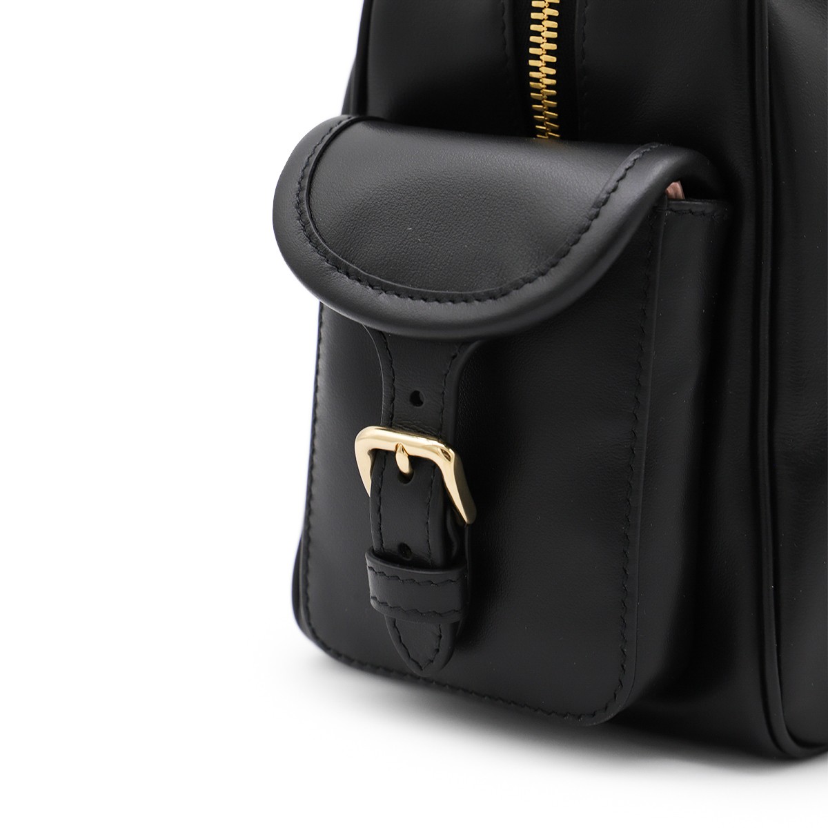 BLACK LEATHER POCKET SHOULDER BAG