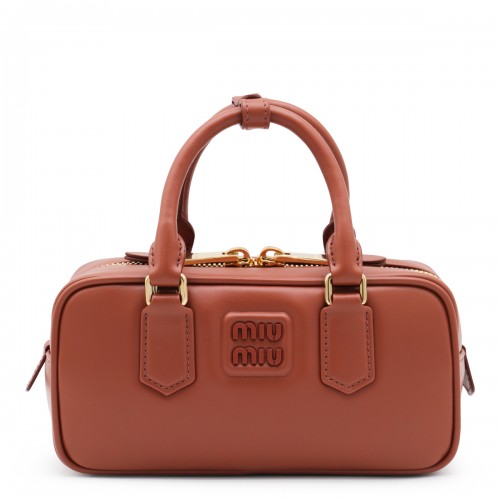 BROWN LEATHER ARCADIE...