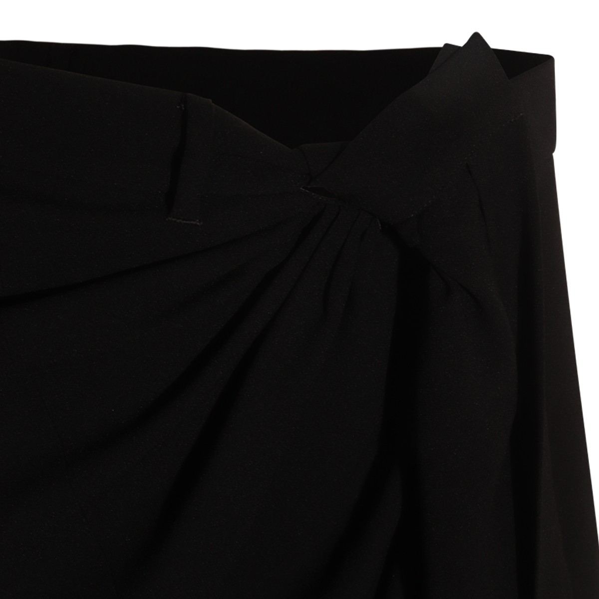 BLACK SKIRT BLACK SKIRT