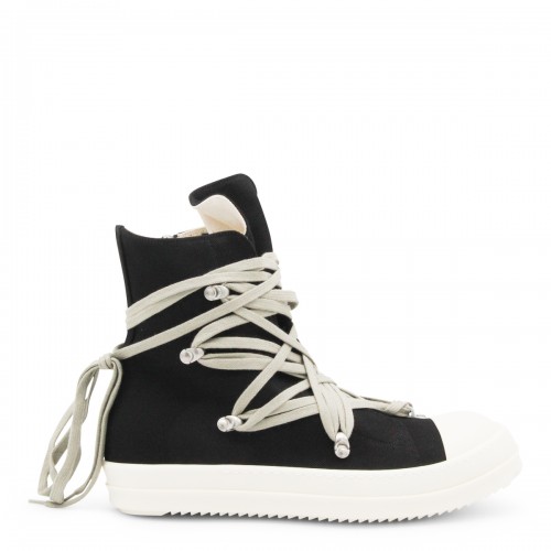 BLACK AND WHITE MEGALACE SNEAKERS