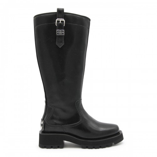 BLACK BOOTS
