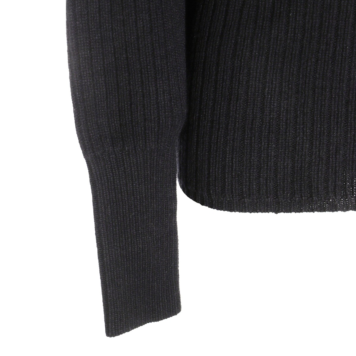 BLACK WOOL KNITWEAR BLACK WOOL KNITWEAR