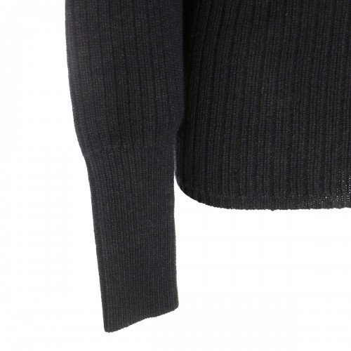 BLACK WOOL KNITWEAR