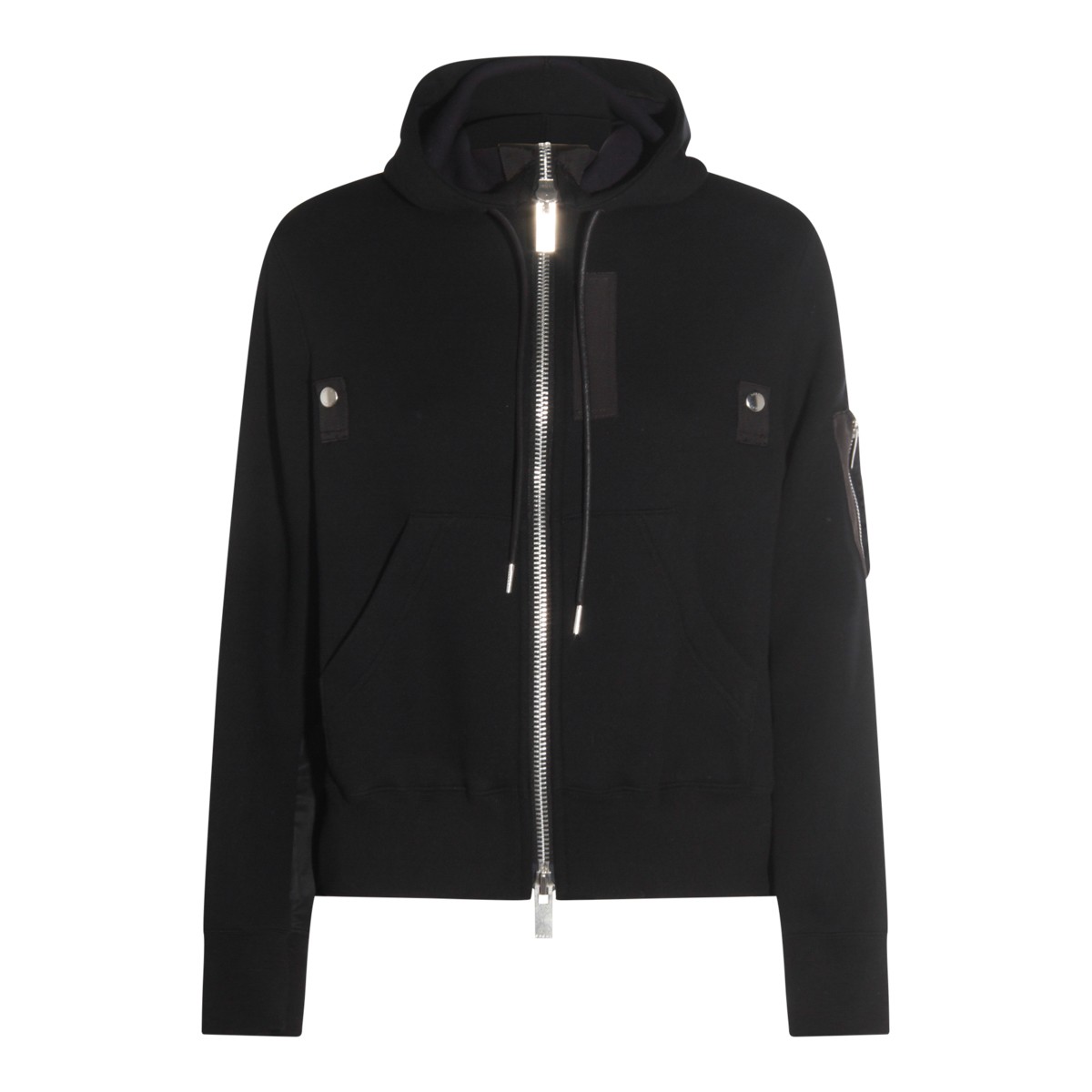 BLACK SWEATSHIRT