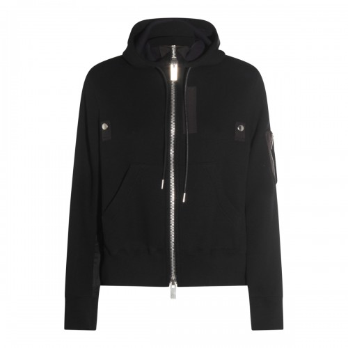 BLACK SWEATSHIRT