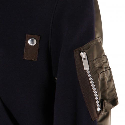 NAVY SWEATSHIRT